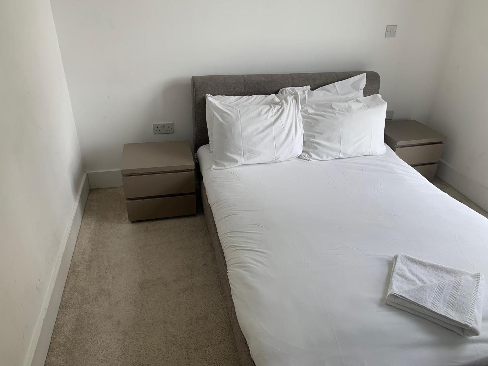 Luxury Riverside Apt With Easy Access To Central London, O2, Excel Centre And Parking ภายนอก รูปภาพ